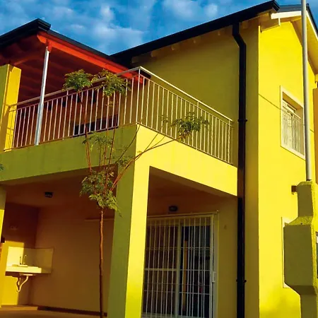 Apartamentos Barranca De Termas Colon  Exterior photo